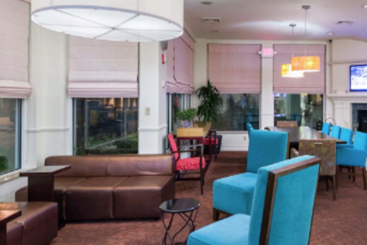 Hilton Garden Inn Queens/Jfk Нью-Йорк Экстерьер фото