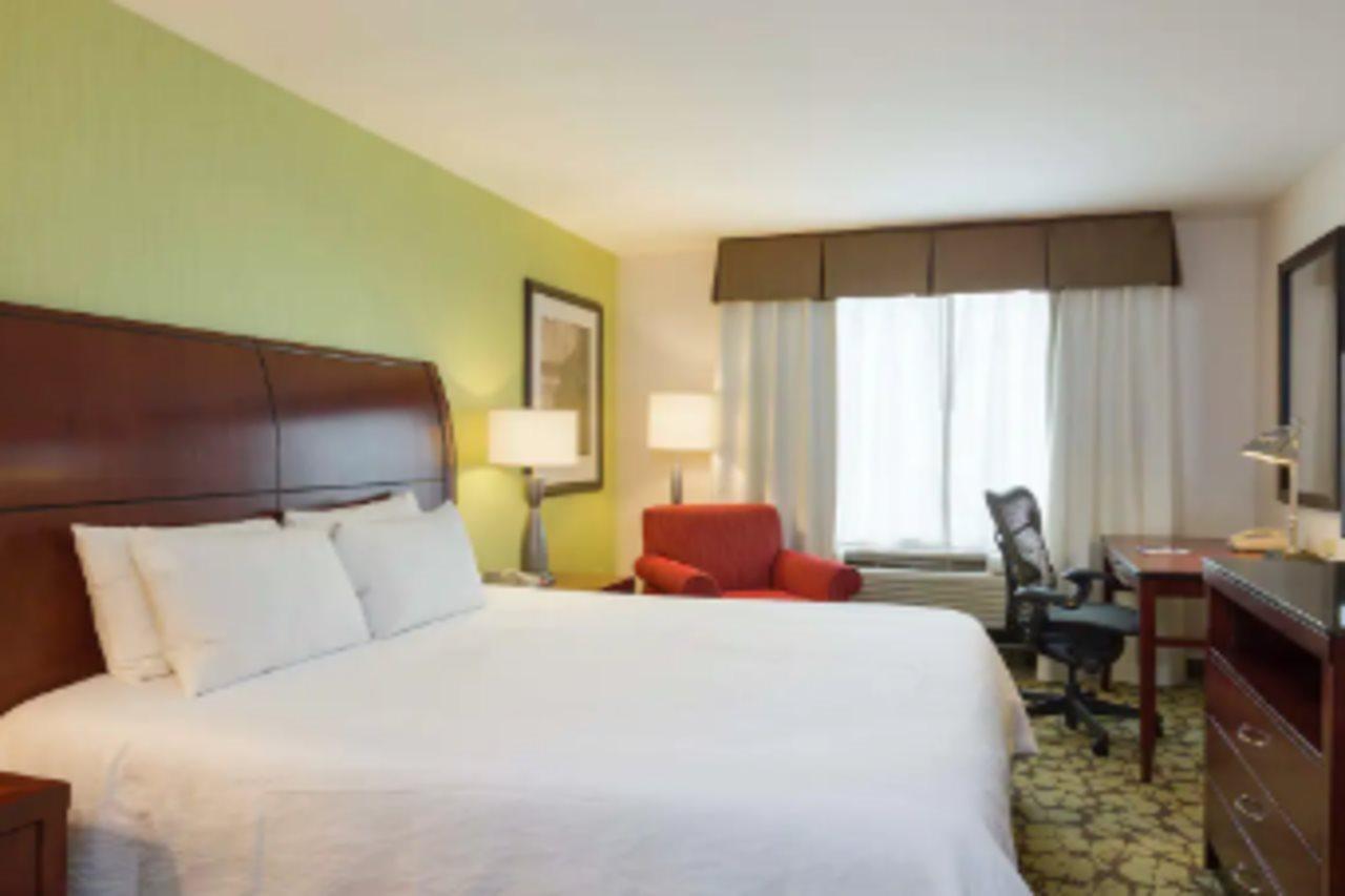 Hilton Garden Inn Queens/Jfk Нью-Йорк Экстерьер фото