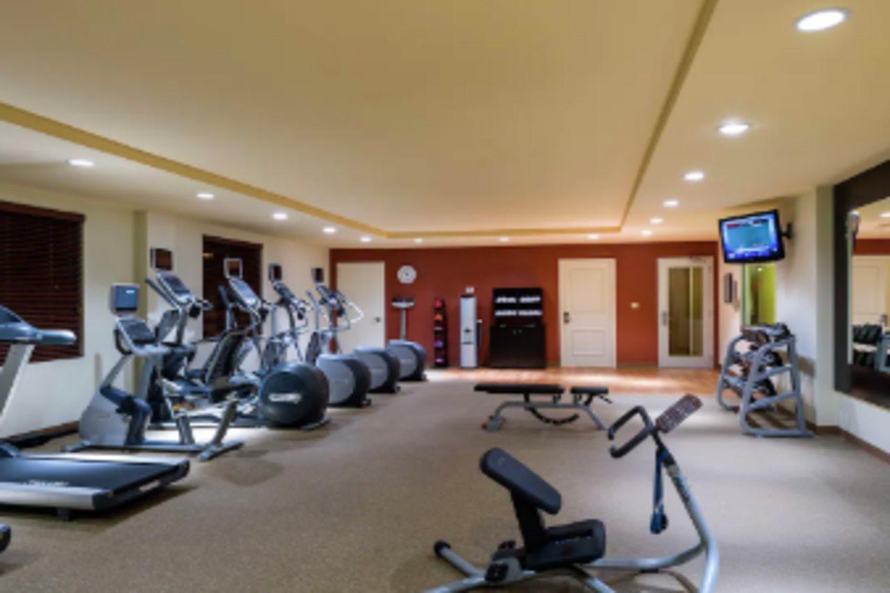 Hilton Garden Inn Queens/Jfk Нью-Йорк Экстерьер фото
