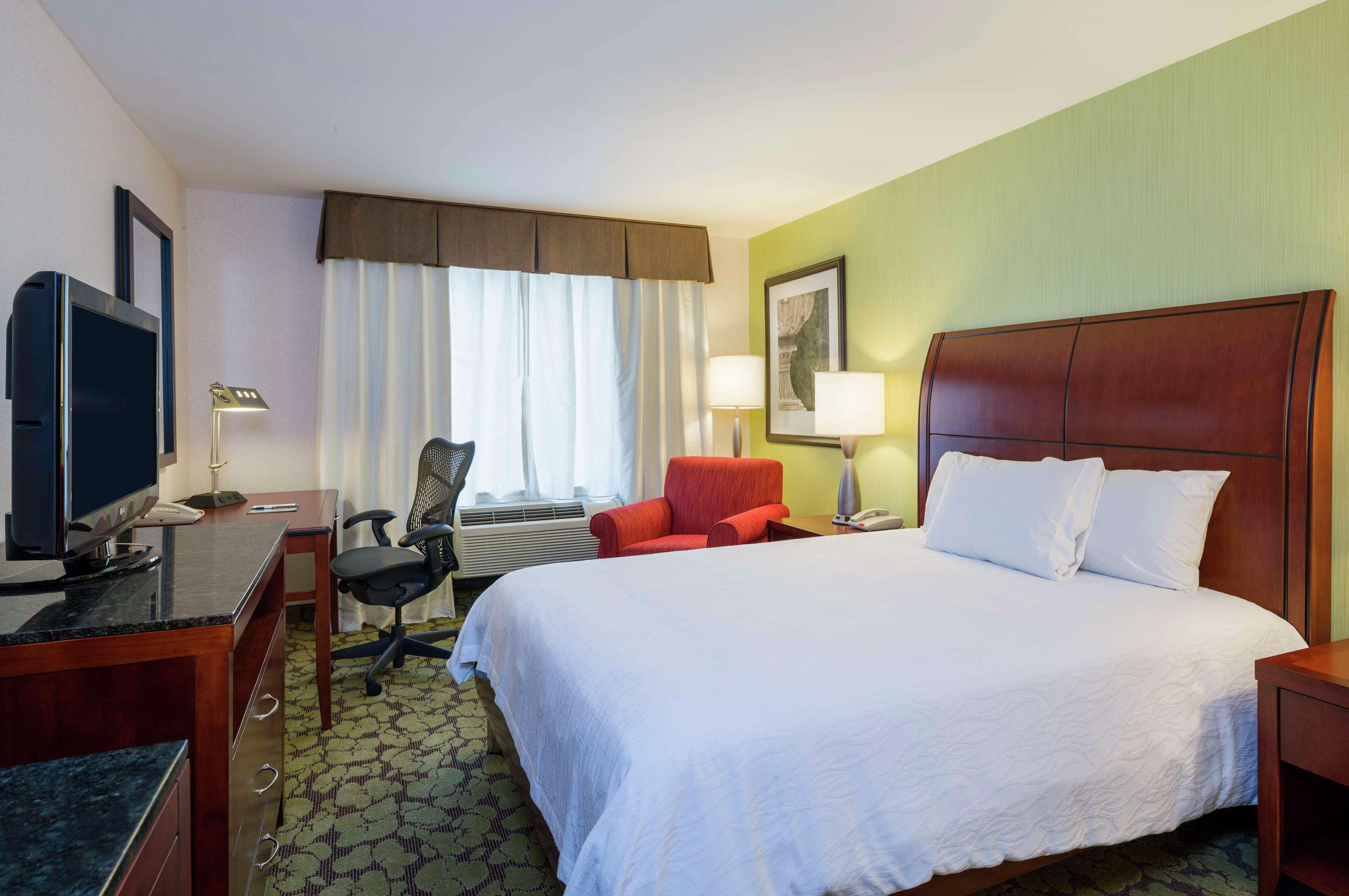 Hilton Garden Inn Queens/Jfk Нью-Йорк Экстерьер фото