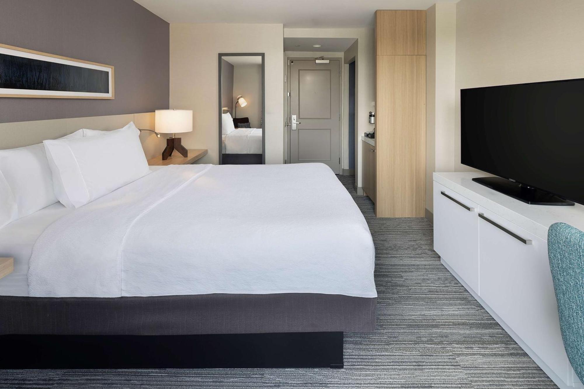 Hilton Garden Inn Queens/Jfk Нью-Йорк Экстерьер фото