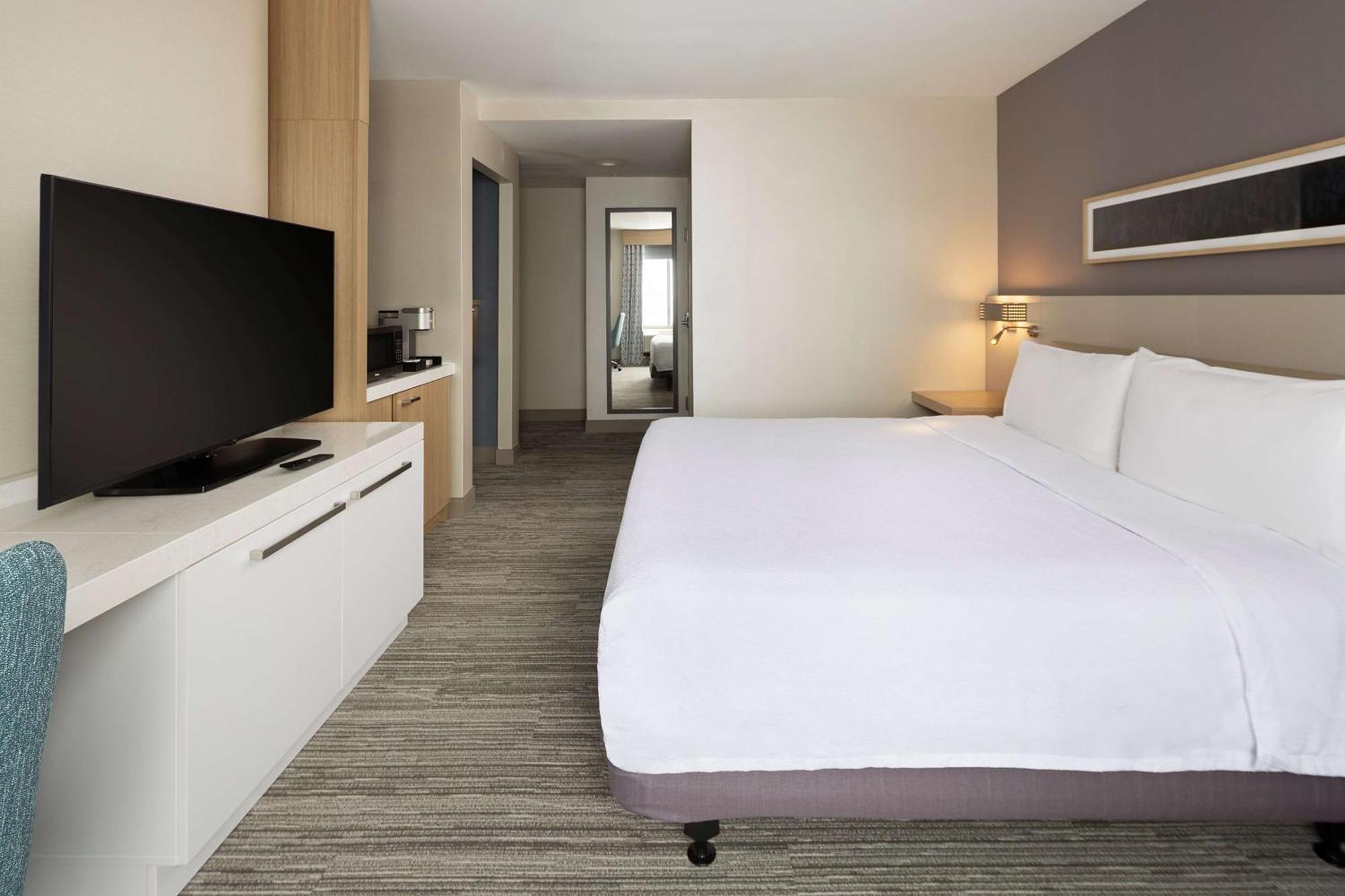 Hilton Garden Inn Queens/Jfk Нью-Йорк Экстерьер фото