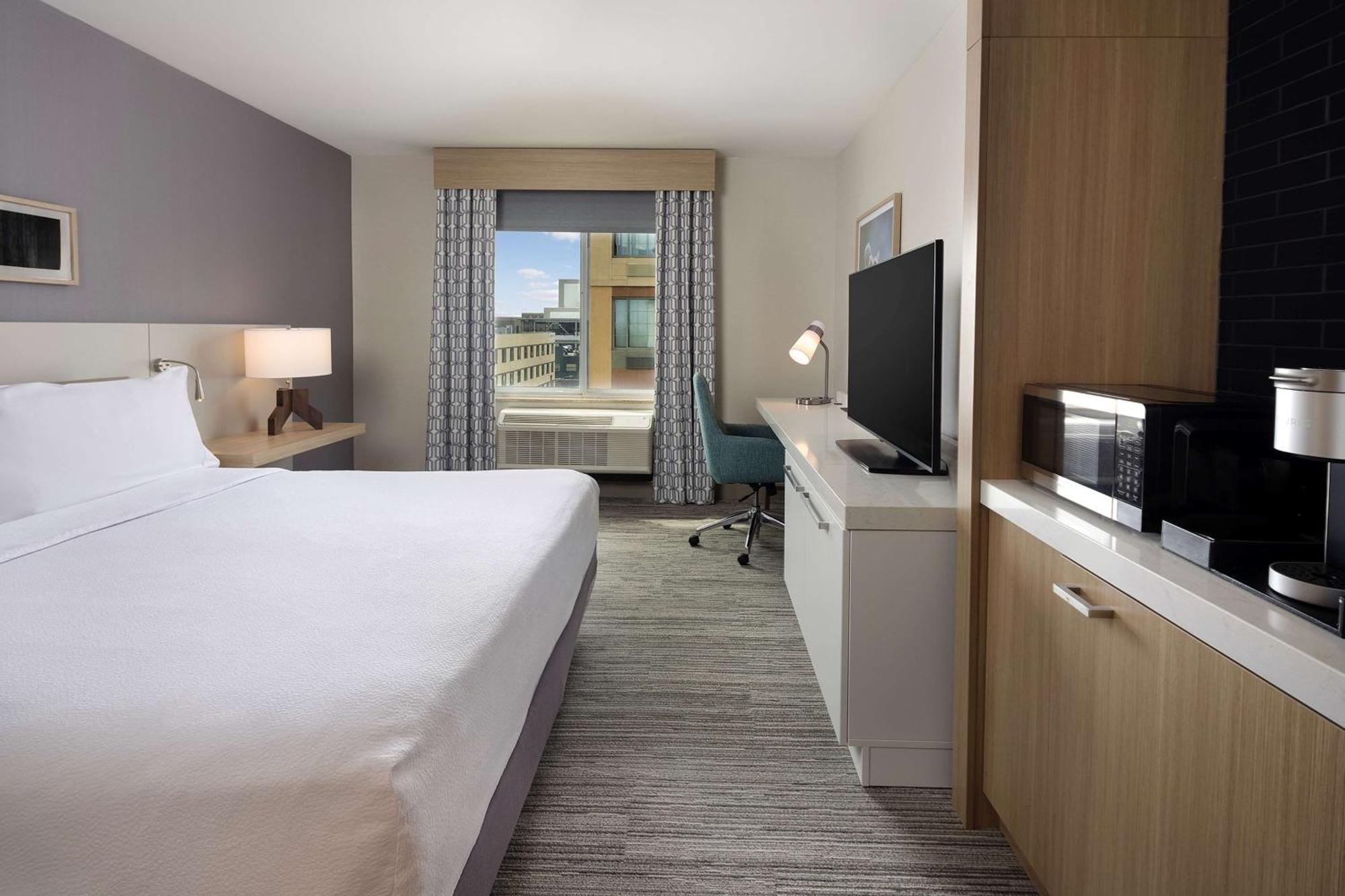 Hilton Garden Inn Queens/Jfk Нью-Йорк Экстерьер фото