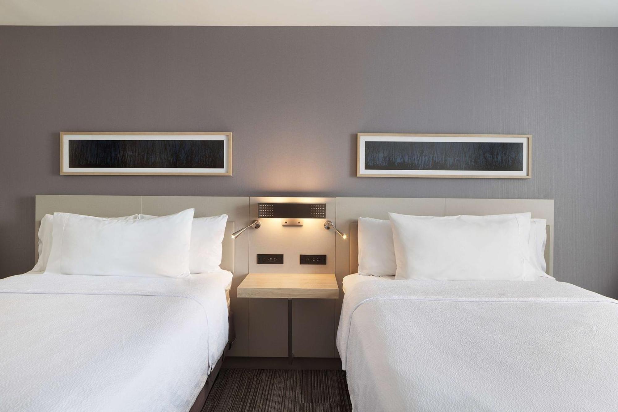 Hilton Garden Inn Queens/Jfk Нью-Йорк Экстерьер фото