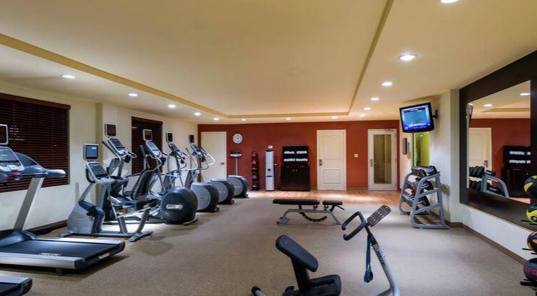 Hilton Garden Inn Queens/Jfk Нью-Йорк Экстерьер фото